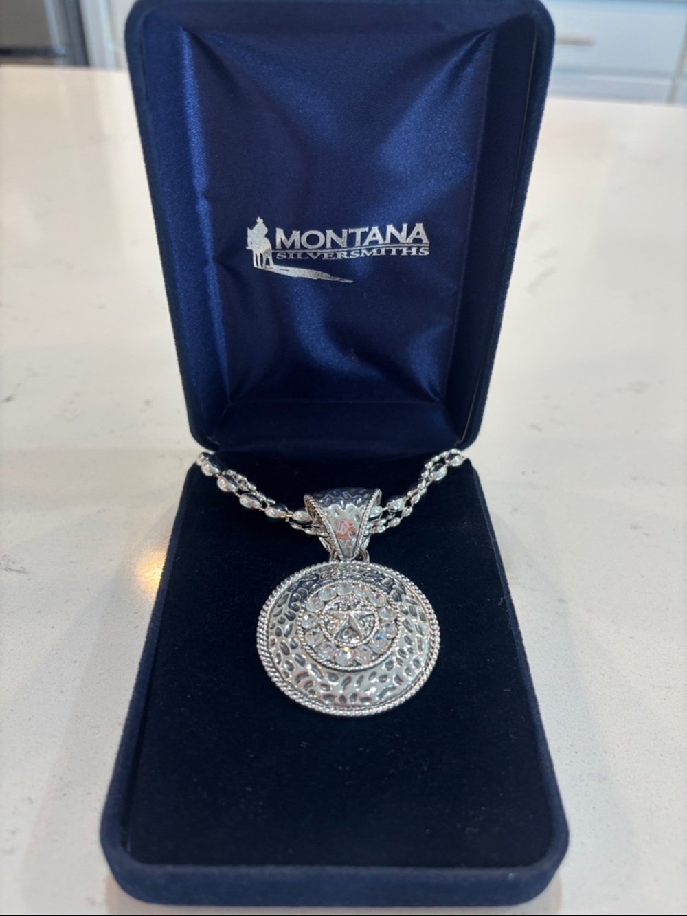 Montana Silversmiths Pendant Necklace